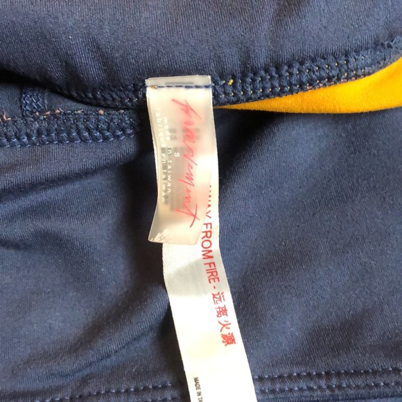 FP Movement size small leggings excellent condition - Picture 4 of 4